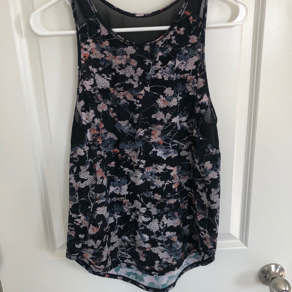 Lululemon Tank